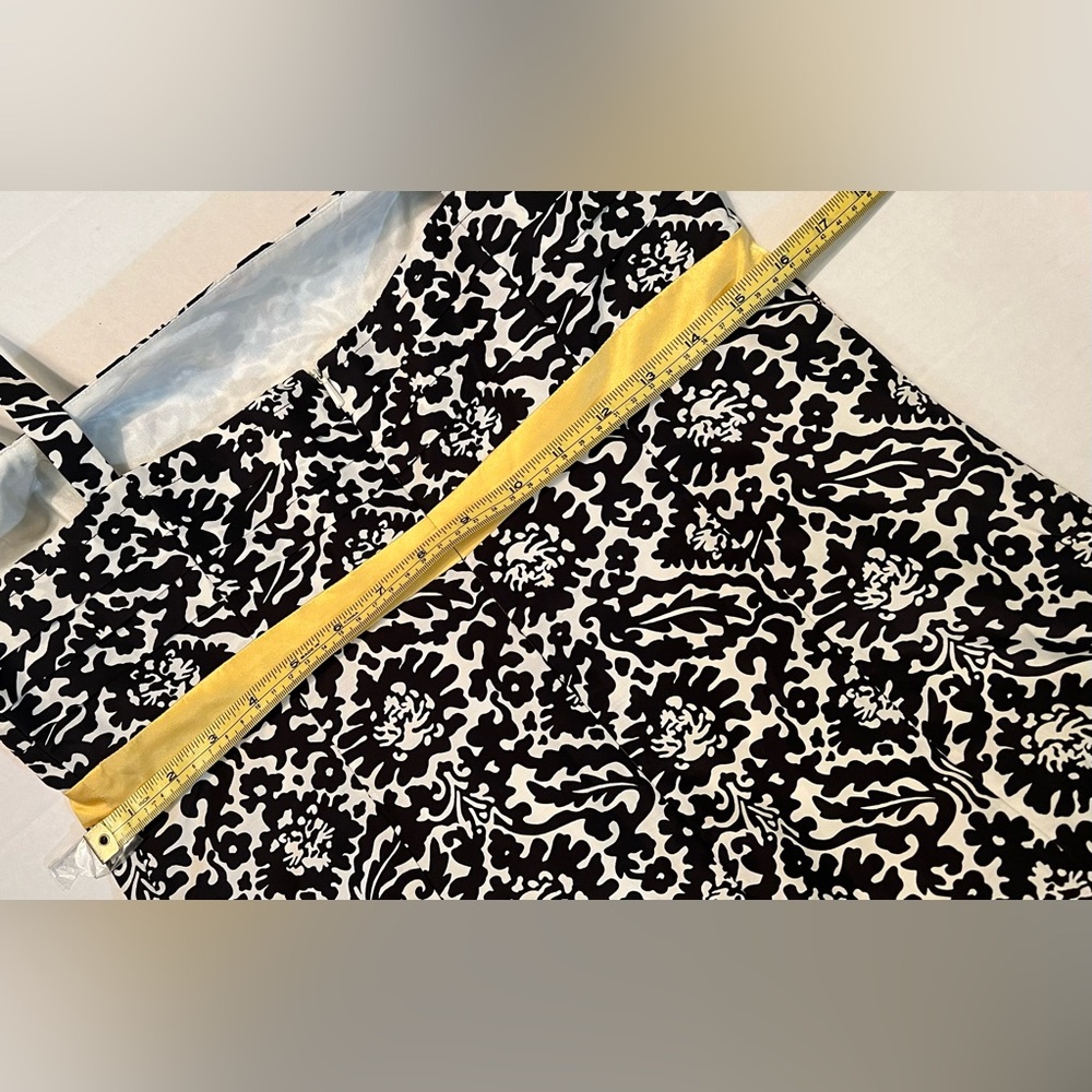 Lilly Pulitzer Black and White Floral Midi Dress with Yellow Waistband - Picture 5 of 6